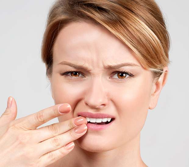 Leander What Should I Do If I Chip My Tooth