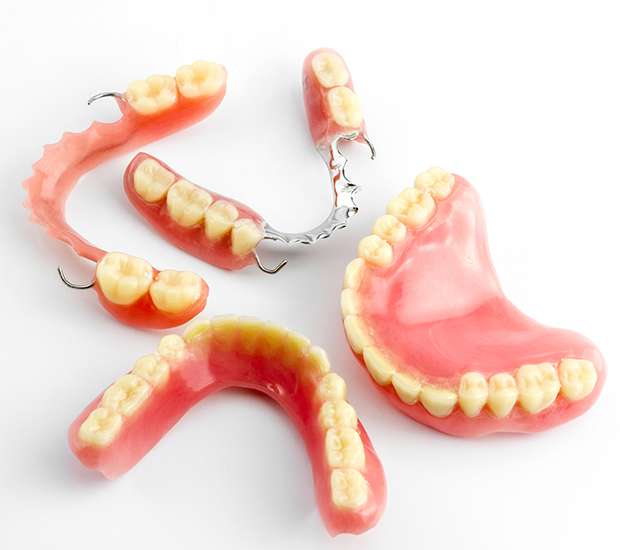Leander What Do I Do If I Damage My Dentures
